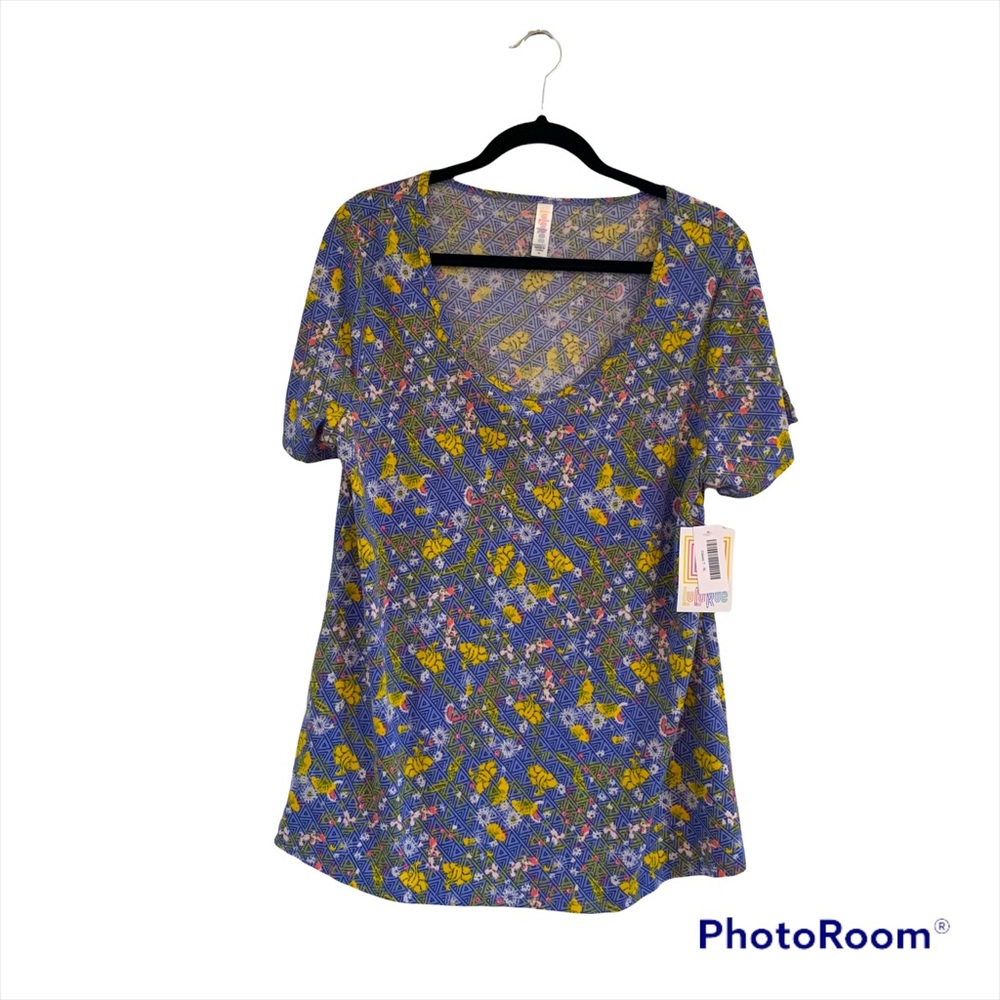 NWT LuLaRoe Classic T